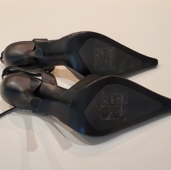 Black Leather Ankle Strap Heels - New - Picture 5 of 7